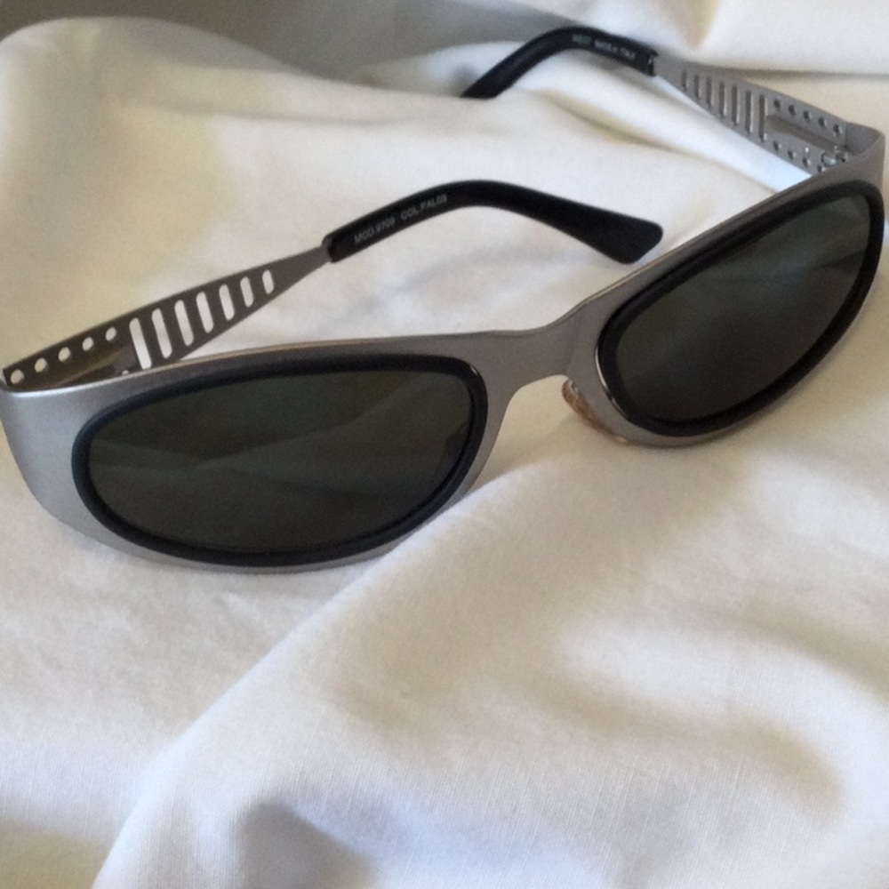 New West Metal Frame Sunglasses